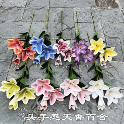 Cành Hoa LiLi cao su , ly tròn 1 cành 2 hoa 1 nụ